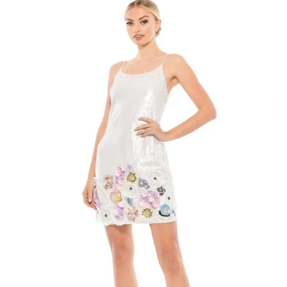 Mac Duggal Sequined Mixed Media Floral Embellished Mini Dress SZ 4 93628 style